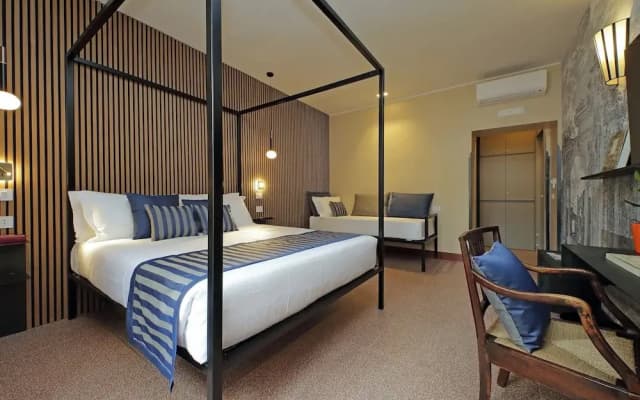 Habito Suites - photo 2