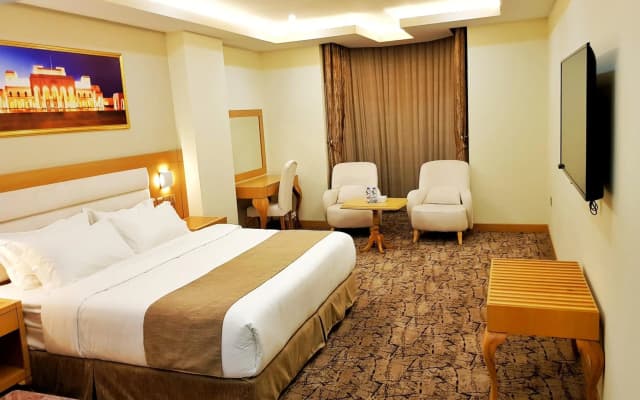 Muscat Plaza Hotel - photo 3