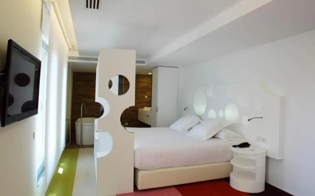 Room Mate Pau, Barcelona - photo 3