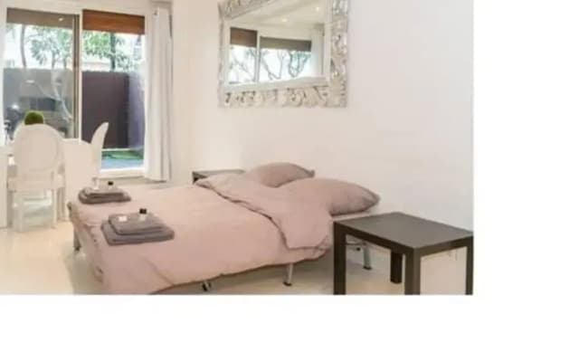 Sunny Flat and Garden in Paris 16 - photo 2