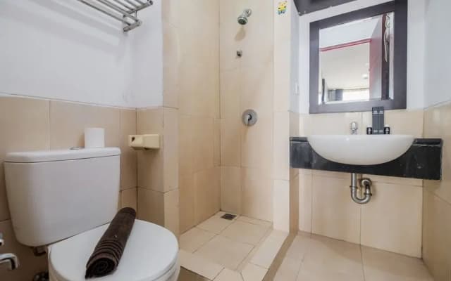 Relaxing Studio Apartment Mangga Dua Residence Near Itc Mall - photo 4