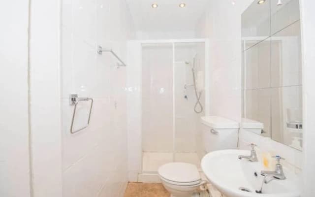 Syozant Lauriston Central ApartHotel - photo 5