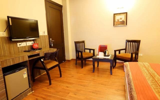 OYO 411 Hotel Relaxinn - photo 4