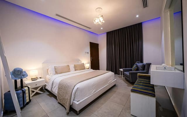 Umm Al Quwain Beach Hotel - photo 3