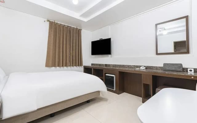 Ciel Hotel - photo 4