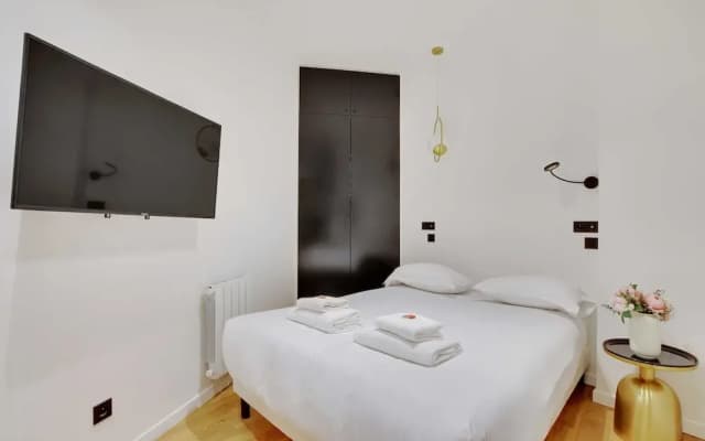 Authentic apt - 2br/6p - Rue des Martyrs - Opera - photo 3