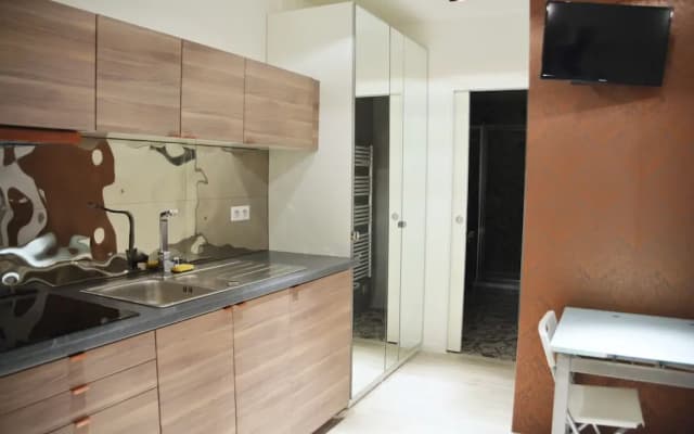 Bourgogne - Your Home in Paris - photo 2