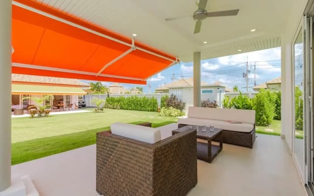 Modern 4 BR Pool & Tropical Garden MS-30 - photo 2