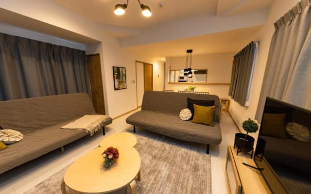 Y's HOTEL KAMEARI - photo 3