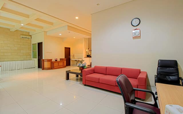 Hotel Melawai 3 - photo 3