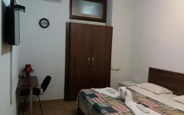 Orchid Hotel - photo 3
