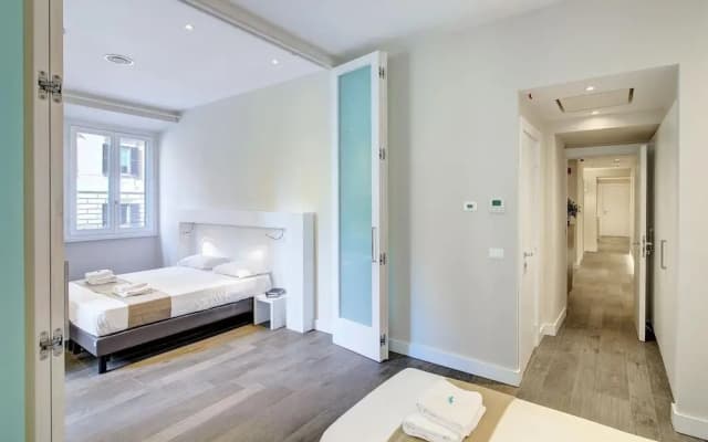 Ecce Roma Guesthouse - photo 2