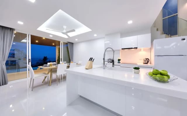 Modern styled 3 BR pool Orchid Villa - photo 3