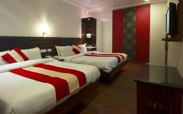 Hotel Aura @ Airport - photo 5