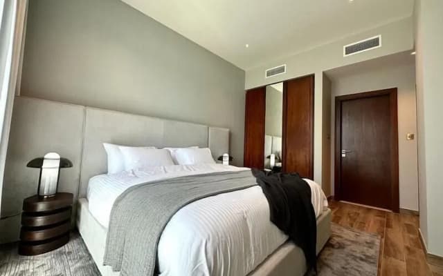 Panoramic 2BR with Marina View - photo 5