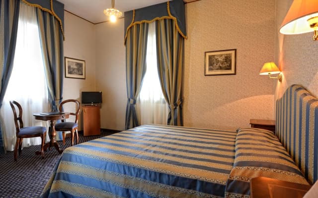 Hotel La Meridiana - photo 3