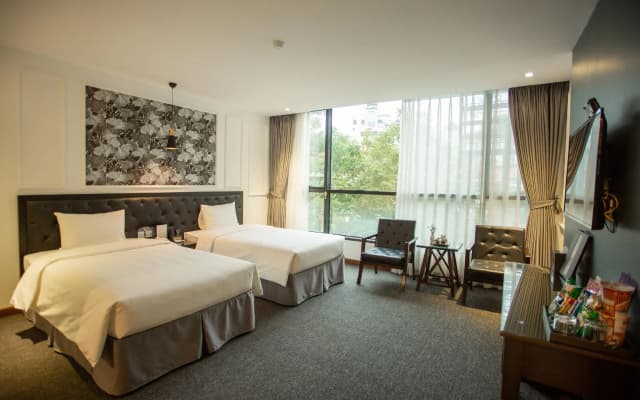 Adeline Hotel - photo 4
