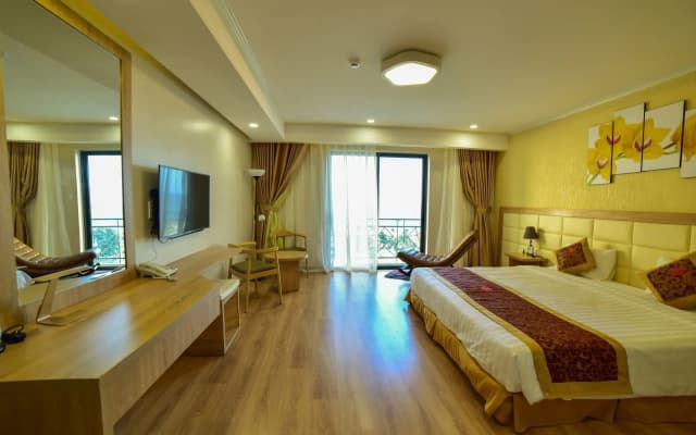 Ruby Hotel - photo 2