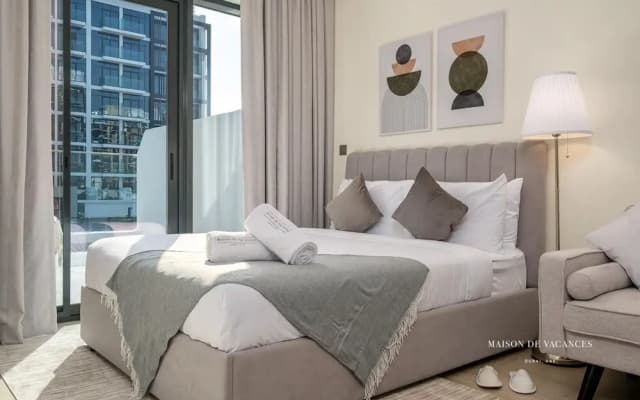 10mins From Dubai Mall Studio With a Large Balcony - photo 4