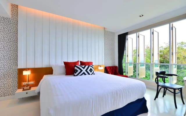 Phuket View Coffee and Resort - photo 4
