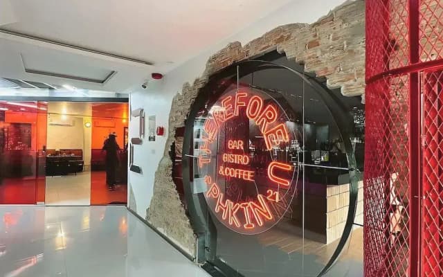 U42 Hotel Bangkok - photo 2
