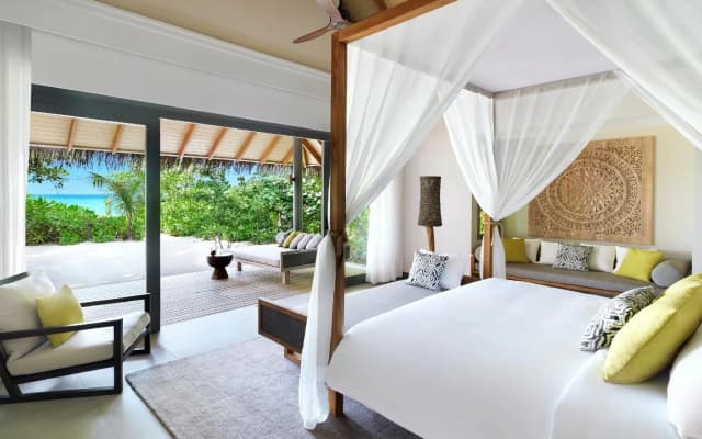 Vakkaru Maldives Hotel - photo 2