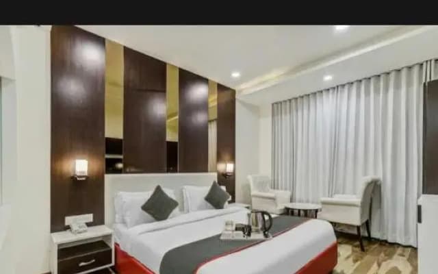 OYO 91981 Hotel Raas - photo 4