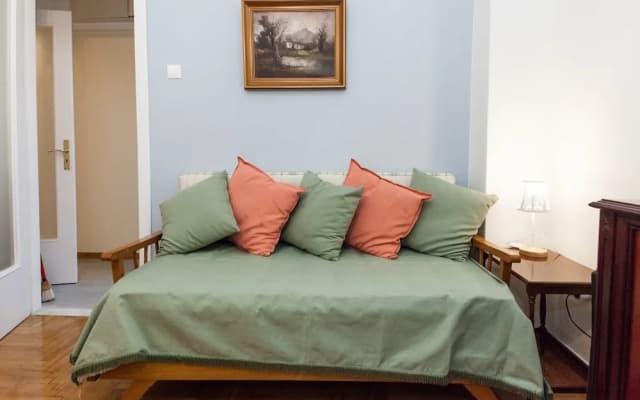 Beautiful Retro Apt in Koukaki - photo 2
