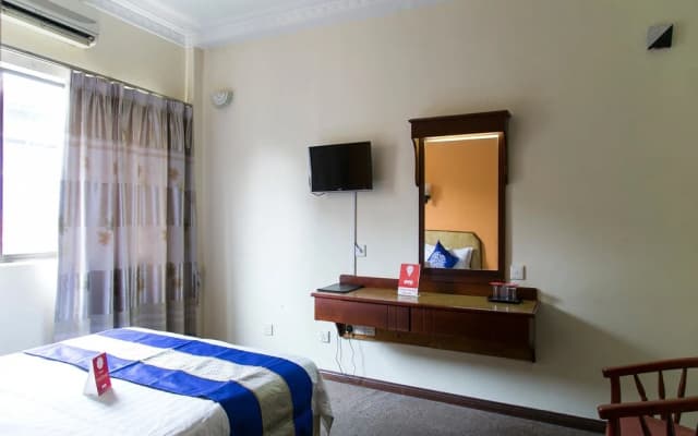 B Hotel - photo 3