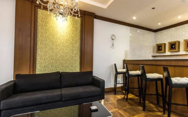 Fabulous Third Floor Apartment Dasiri Downtown Residence - photo 2