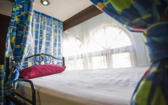 Mad COW Hostel Silom - photo 4