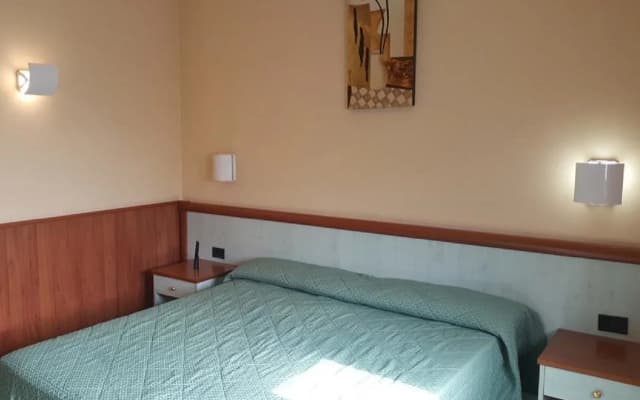 Hotel Laurence - photo 5