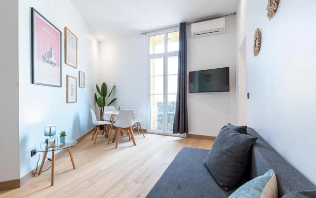 Garibaldi Square - Cosy 1bdr in the Old Town - photo 2