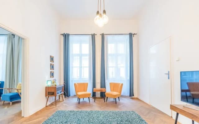 Oasis Apartments - Liberty Square - photo 3