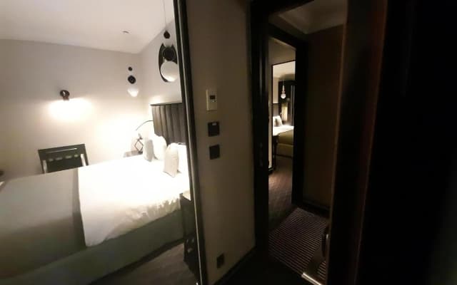 Mercure Paris Arc de Triomphe Wagram - photo 3