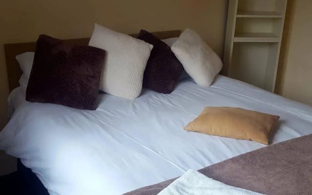 Tony Asga Apartments - Coady Apartment - photo 4