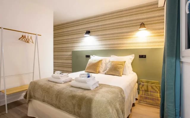 Elegant apartment - 2BD /8P - near Eiffel Tower - photo 3