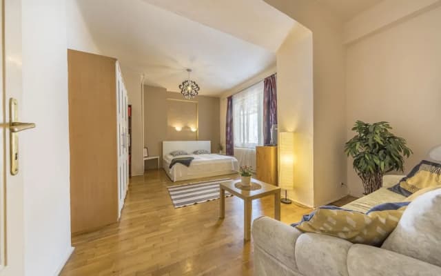 Zumin Apartment - photo 2