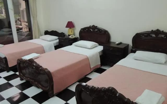 Victory Hotel - photo 4