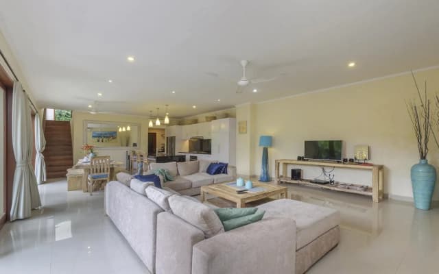 Villa Tepi Sungai - photo 3