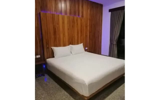Jairak Hotel - photo 4