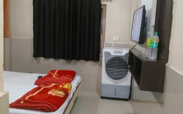 Shree Delhi Gujarati Samaj - photo 5