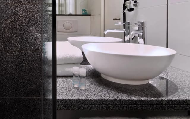 Motel One Prague-Florentinum - photo 5