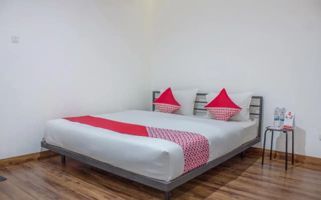 OYO 366 Thamadhiro Residence - photo 3