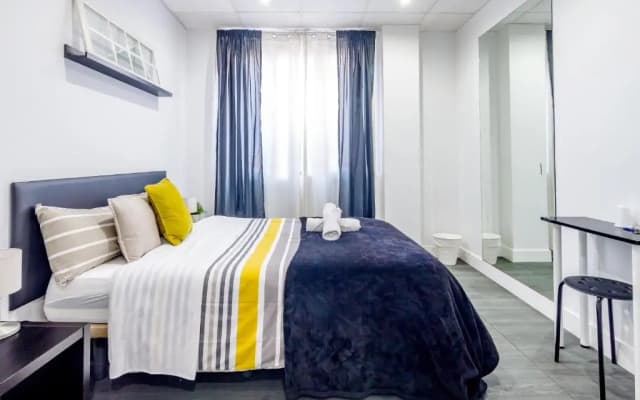 AYZ Ulises - Auto check-in property - photo 4