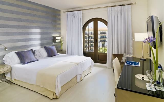 At Ratchada 18 Hotel - photo 5