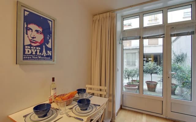 S09278 - Studio with patio for 3 people, Grand Boulevards - photo 2