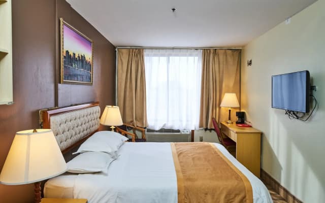 Flushing Hotel - photo 4