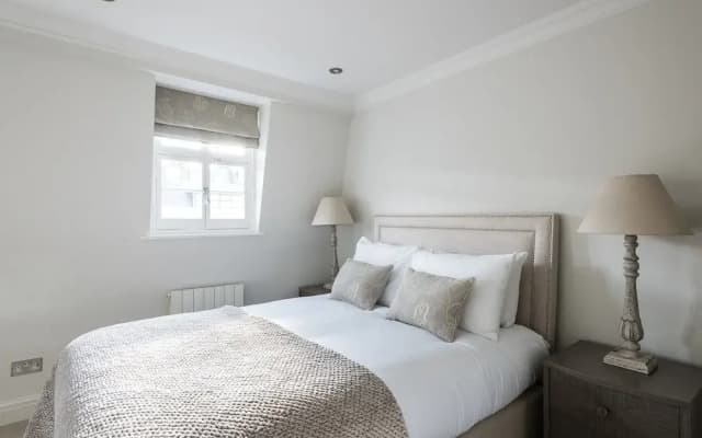 Ultra luxurious London home for 5-7 - photo 5
