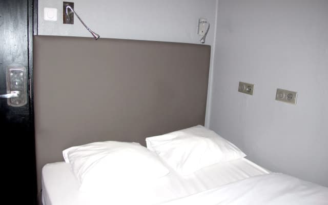 Peace & Love - Hostel - photo 3